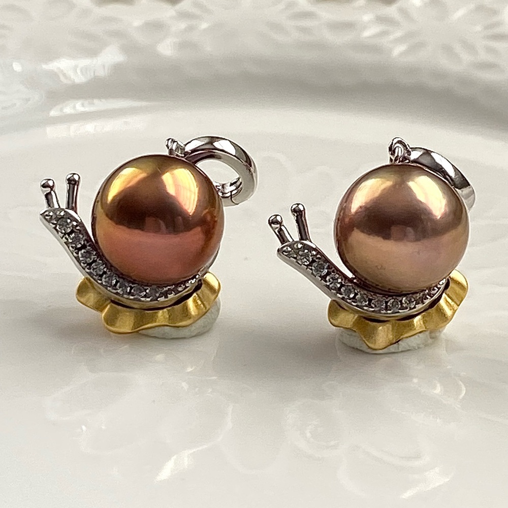 P144-High Quality Edsion Pearl S925 Snail Two Tone Detachable Pendant